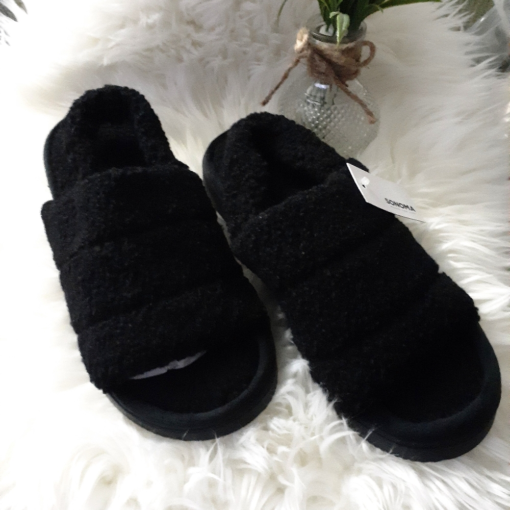 Womens black Sonoma sz 10/11 slippers plush house shoes Nwtgs